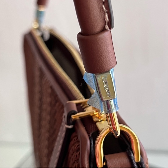 🔴SOLD🔴 BURBERRY Olympia Check Jacquard Pouch-Birch Brown - Picture 13 of 15